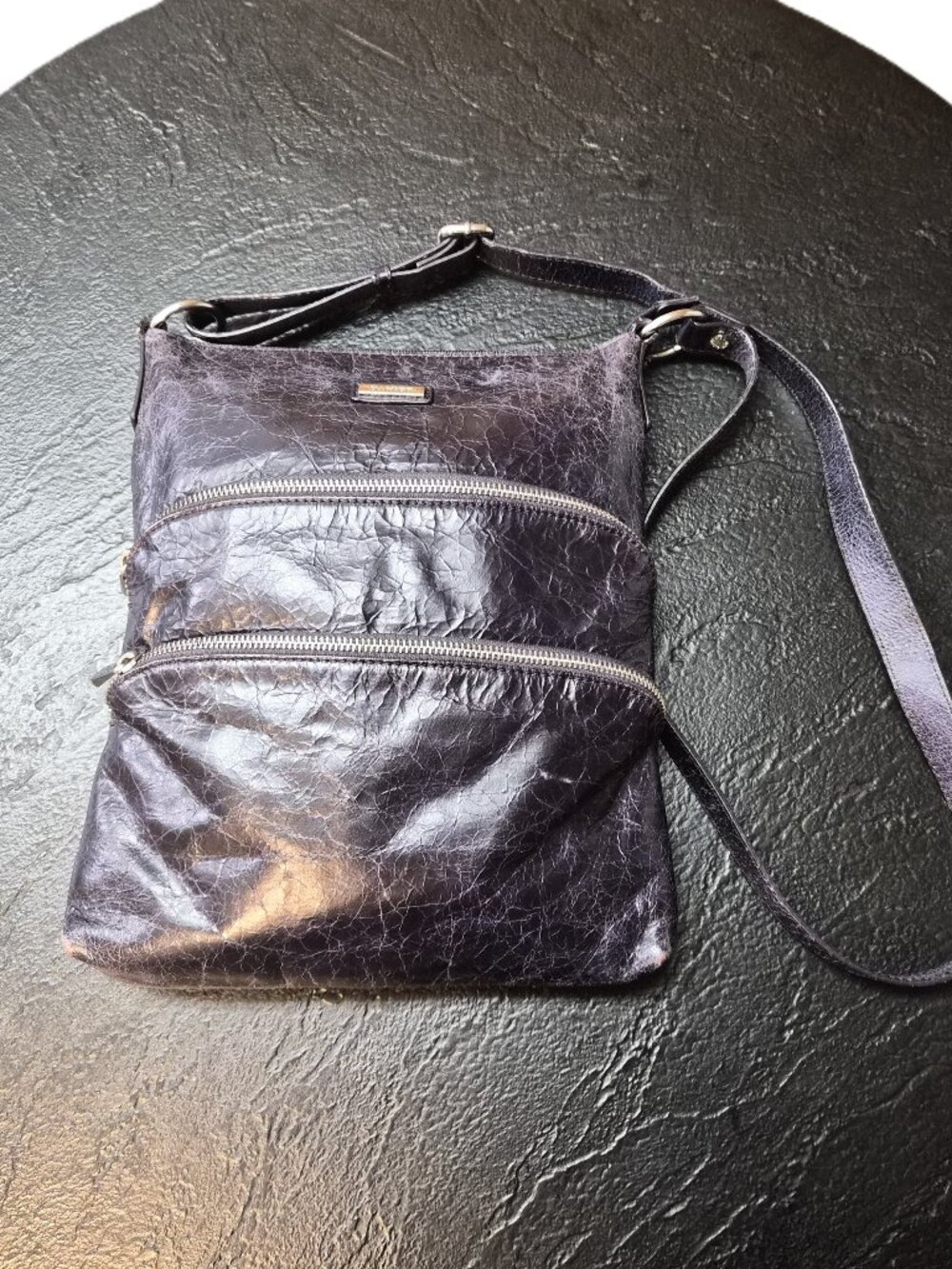 Danier Plum Crinkled Leather Crossbody Bag Whimsigoth Fairy Grunge Indie Sleaze